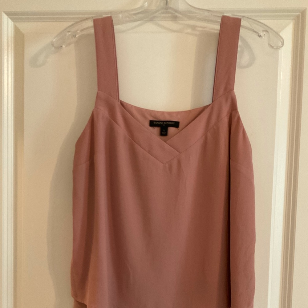 BANANA REPUBLIC PINK SHELL TOP